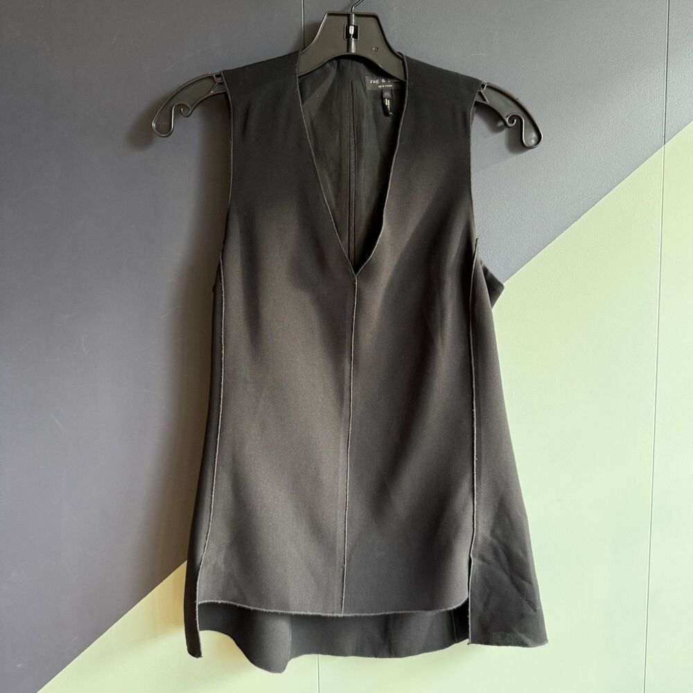 Rag & Bone $275 Fernanda Black Sleeveless Crepe V-Neck Top w/ Cutout, Size XS